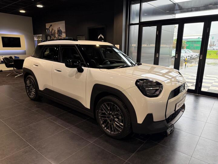MINI Aceman E 42.5kWh Monochrome Auto 5dr