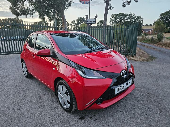 Toyota AYGO 1.0 VVT-i X-play Euro 5 5dr Euro 5