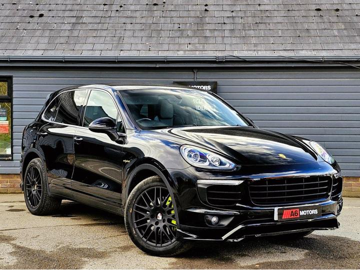 Porsche CAYENNE 3.0 V6 E-Hybrid S TiptronicS 4WD Euro 6 (s/s) 5dr