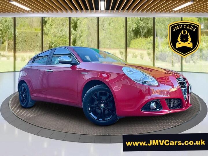 Alfa Romeo Giulietta 1.6 JTDM-2 Distinctive Euro 5 (s/s) 5dr