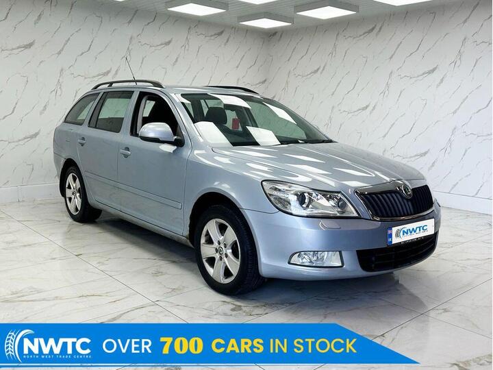 Skoda OCTAVIA 1.6 TDI Elegance Euro 5 5dr