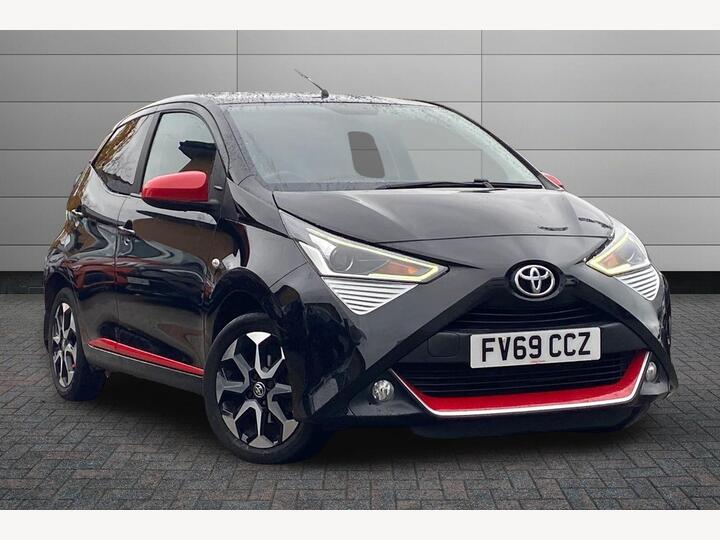 Toyota AYGO 1.0 VVT-i X-trend Euro 6 5dr Toyota AYGO 1.0 VVT-i X-trend Euro 6 5dr