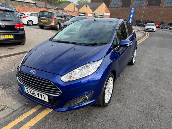 Ford Fiesta 1.6 Titanium Powershift Euro 6 5dr
