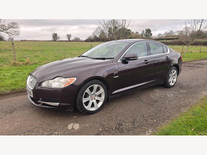 Jaguar XF 3.0d V6 Luxury Auto Euro 5 4dr