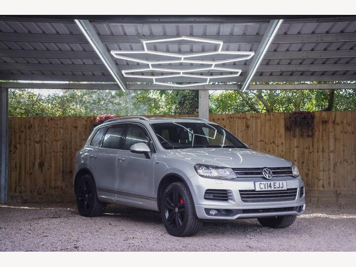 Volkswagen TOUAREG 3.0 TDI V6 BlueMotion Tech R-Line Tiptronic 4WD Euro 5 (s/s) 5dr