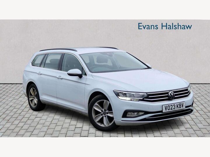 Volkswagen PASSAT DIESEL ESTATE 2.0 TDI EVO SE Nav DSG Euro 6 (s/s) 5dr Volkswagen PASSAT DIESEL ESTATE 2.0 TDI EVO SE Nav DSG Euro 6 (s/s) 5dr