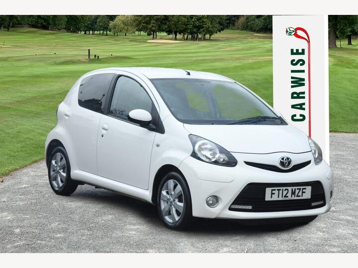 Toyota AYGO 1.0 VVT-i Fire Euro 5 5dr