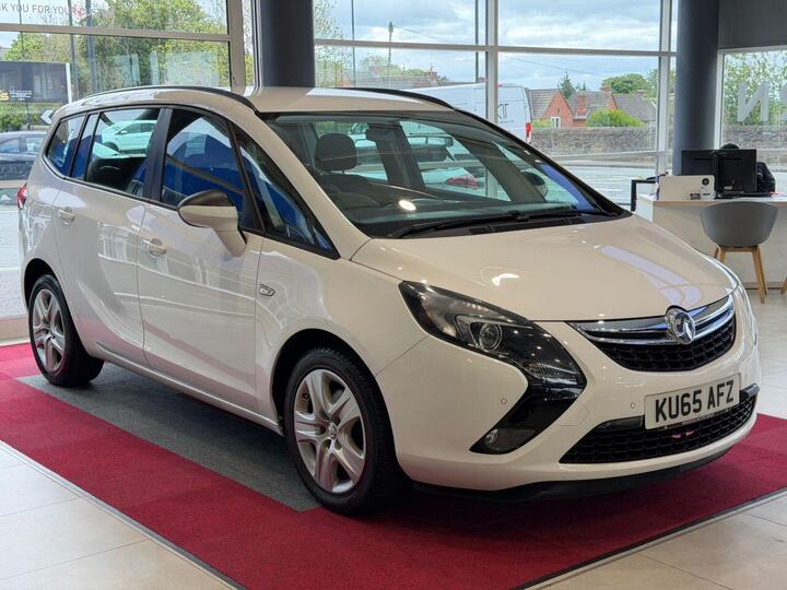 Vauxhall ZAFIRA TOURER 1.4i Turbo Exclusiv Euro 6 5dr