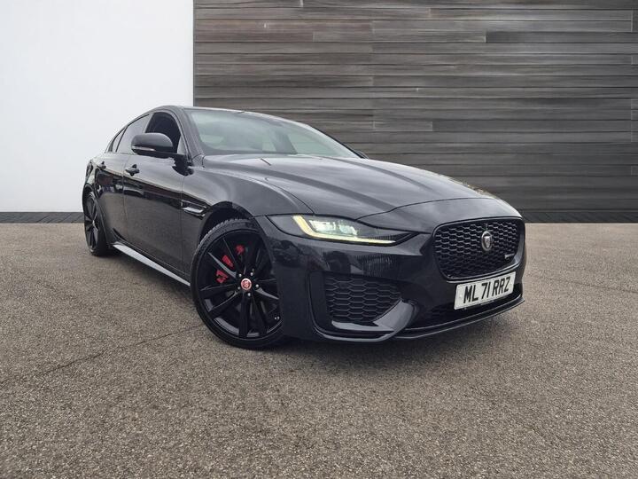 Jaguar XE 2.0 D200 MHEV R-Dynamic Black Auto Euro 6 (s/s) 4dr