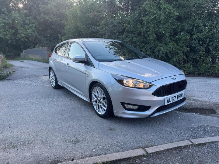 Ford Focus 1.0T EcoBoost ST-Line Euro 6 (s/s) 5dr