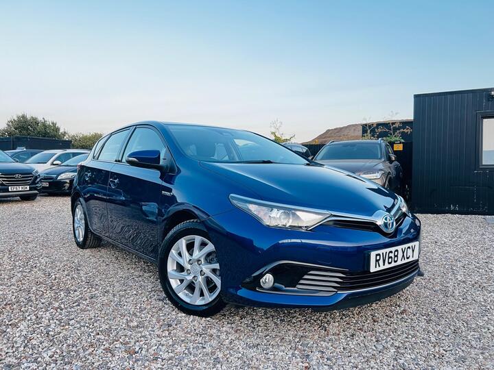 Toyota Auris 1.8 VVT-h Icon Tech CVT Euro 6 (s/s) 5dr
