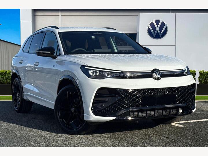 Volkswagen Tiguan 1.5 ETSI MHEV Black Edition DSG Euro 6 (s/s) 5dr