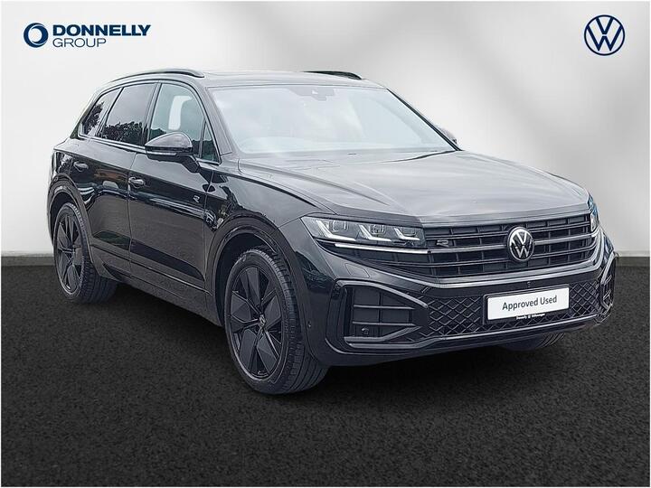 Volkswagen Touareg 3.0 TDI V6 Black Edition Tiptronic 4Motion Euro 6 (s/s) 5dr