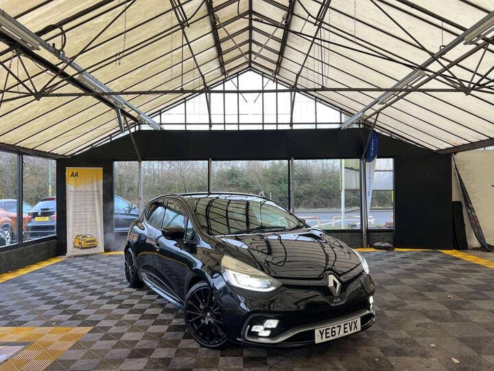 Renault CLIO 1.6 TCe Renaultsport Nav Trophy EDC Euro 6 (s/s) 5dr Renault CLIO 1.6 TCe Renaultsport Nav Trophy EDC Euro 6 (s/s) 5dr