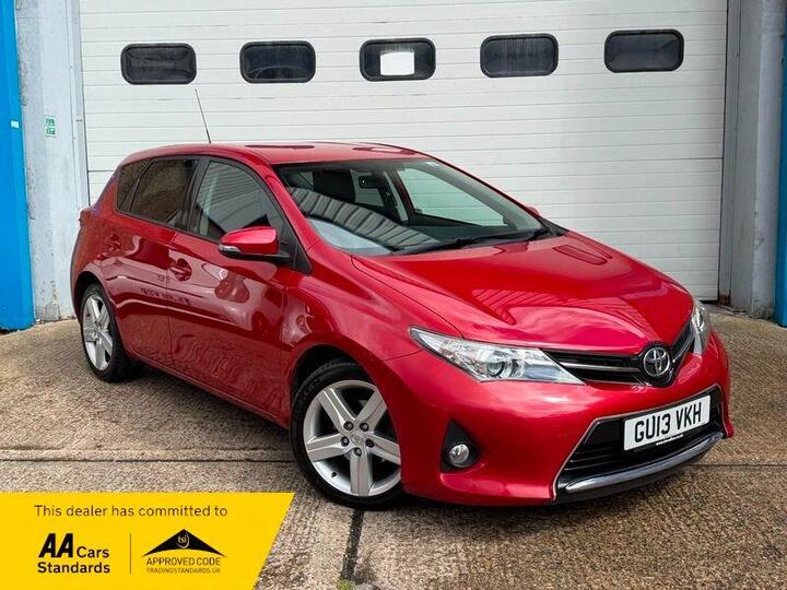 Toyota Auris 1.6 V-Matic Sport Multidrive S Euro 5 5dr Toyota Auris 1.6 V-Matic Sport Multidrive S Euro 5 5dr
