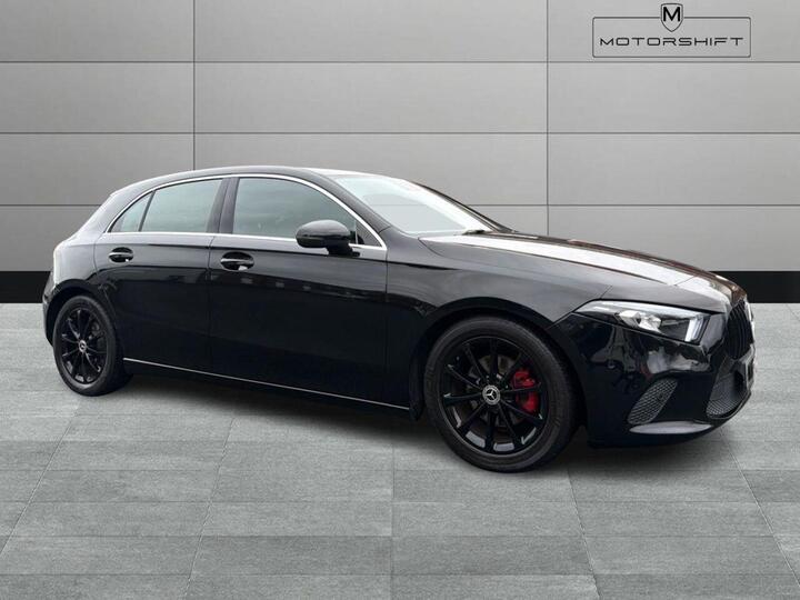 Mercedes-Benz A-CLASS 1.5 A180d Sport (Executive) 7G-DCT Euro 6 (s/s) 5dr Mercedes-Benz A-CLASS 1.5 A180d Sport (Executive) 7G-DCT Euro 6 (s/s) 5dr