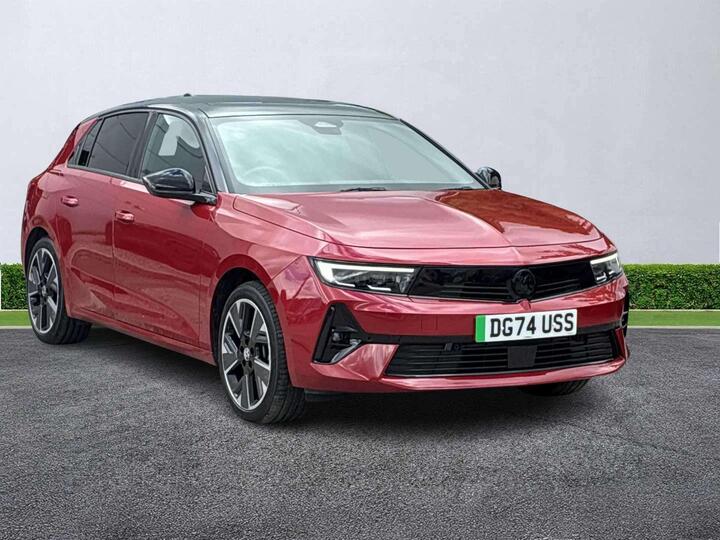 Vauxhall ASTRA 54kWh Ultimate Auto 5dr Vauxhall ASTRA 54kWh Ultimate Auto 5dr