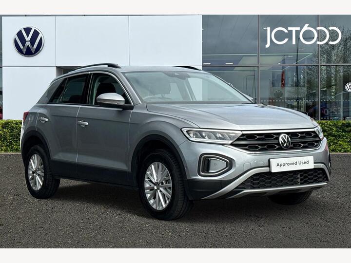 Volkswagen T-Roc 1.0 TSI Life Euro 6 (s/s) 5dr Volkswagen T-Roc 1.0 TSI Life Euro 6 (s/s) 5dr