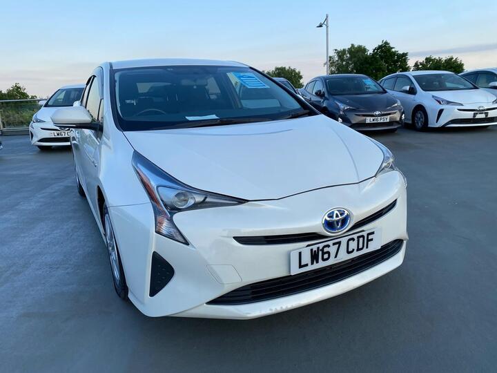 Toyota Prius 1.8 VVT-h Excel CVT Euro 6 (s/s) 5dr (15in Alloy)
