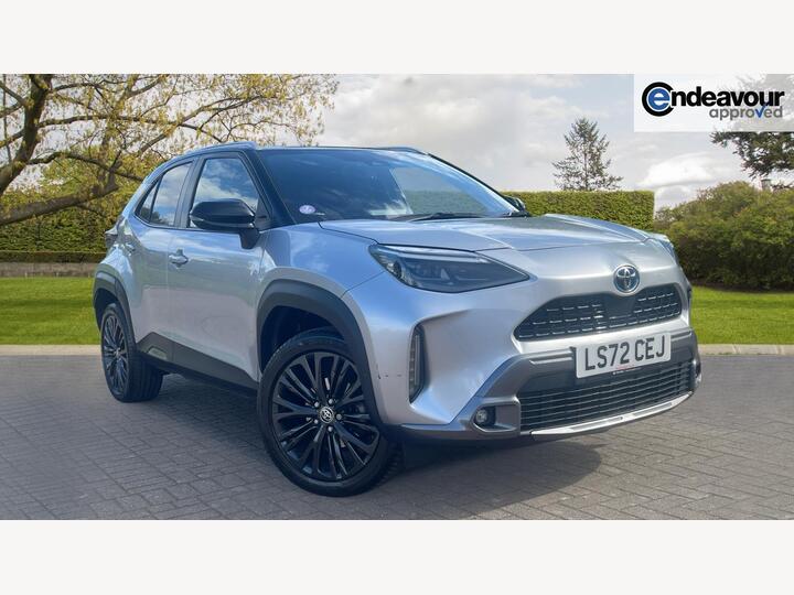 Toyota Yaris Cross 1.5 VVT-h Dynamic E-CVT AWD Euro 6 (s/s) 5dr