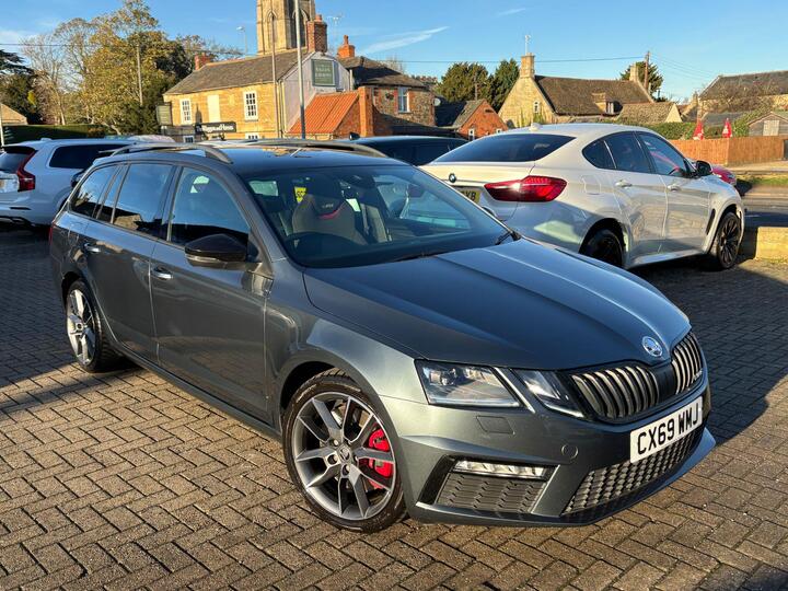 Skoda Octavia 2.0 TSI VRS Euro 6 (s/s) 5dr