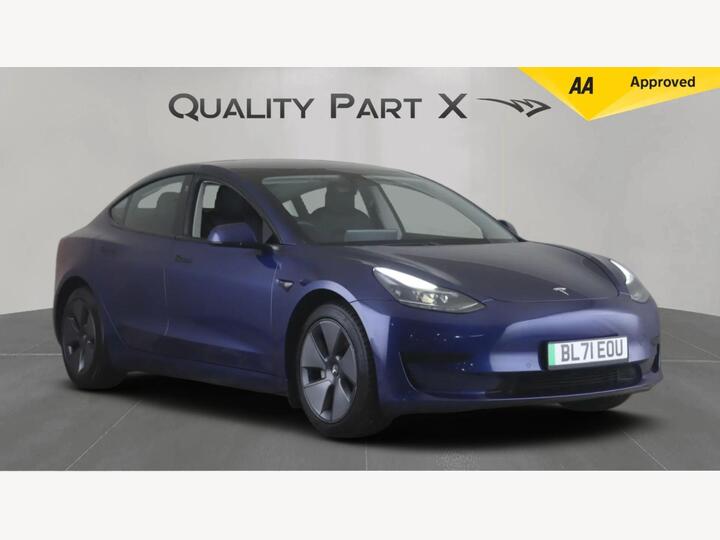 Tesla Model 3 Standard Range Plus Auto RWD 4dr