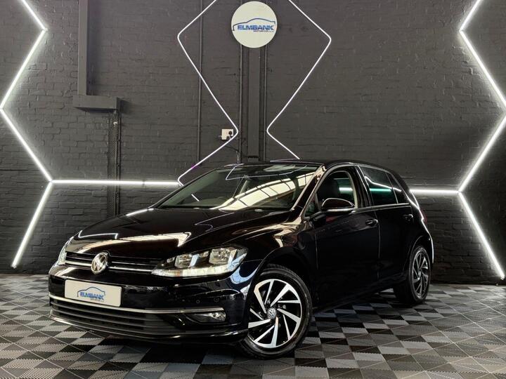 Volkswagen GOLF 1.6 TDI Match Euro 6 (s/s) 5dr Volkswagen GOLF 1.6 TDI Match Euro 6 (s/s) 5dr