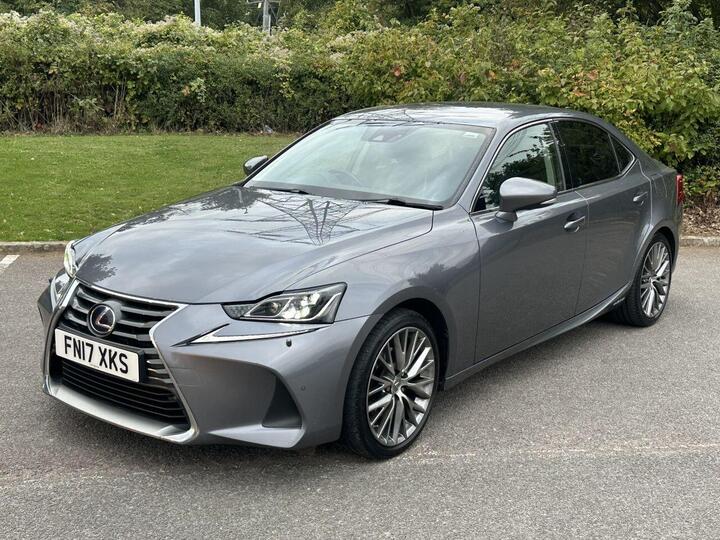 Lexus IS 2.5 300h Premier E-CVT Euro 6 (s/s) 4dr