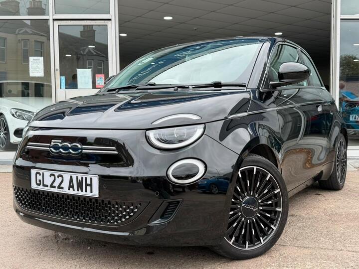 Fiat 500e 42kWh La Prima Auto 3dr