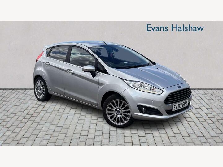 Ford FIESTA HATCHBACK 1.6 Titanium Powershift Euro 5 5dr