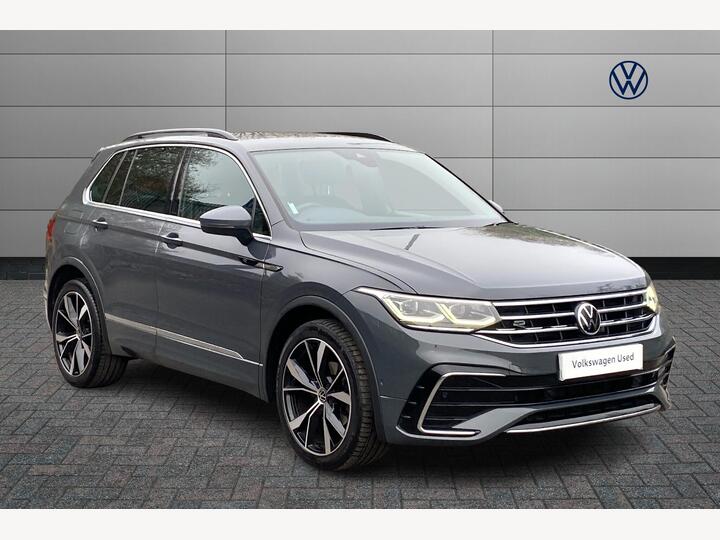 Volkswagen Tiguan 1.5 TSI R-Line DSG Euro 6 (s/s) 5dr Volkswagen Tiguan 1.5 TSI R-Line DSG Euro 6 (s/s) 5dr