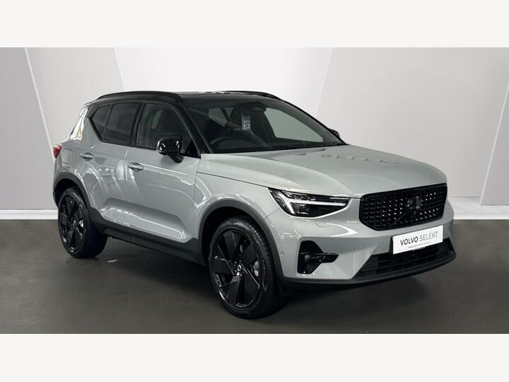 Volvo XC40 2.0 B3 MHEV Ultra Black Edition DCT Auto Euro 6 (s/s) 5dr