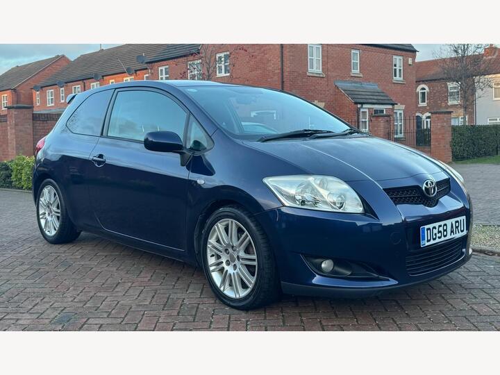 Toyota Auris 1.6 VVT-i SR 3dr