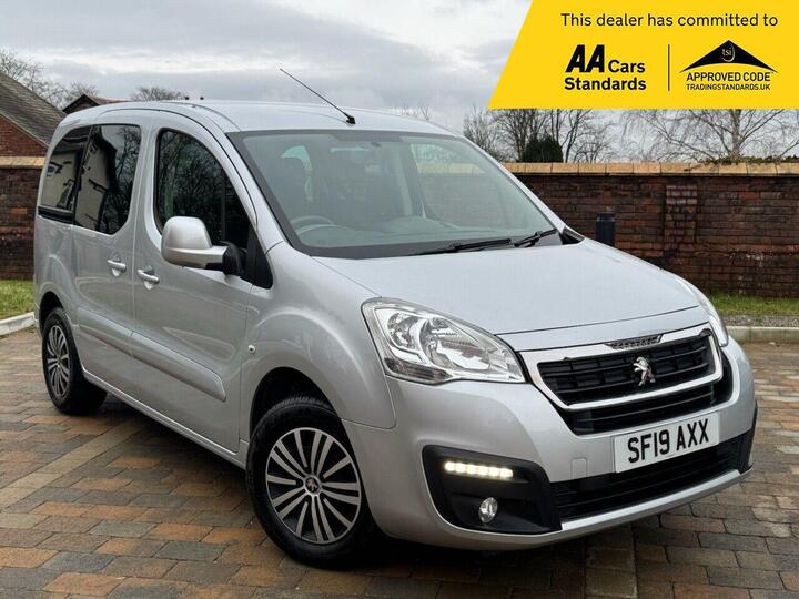 Peugeot PARTNER 1.6L 5d  AUTO  100 BHP WHEEL CHAIR ADAPTED VEHICLE