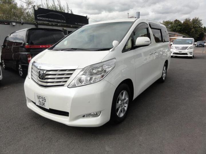 Toyota Alphard 240X FRESH IMPORT CARPLAY BIMTA CERT