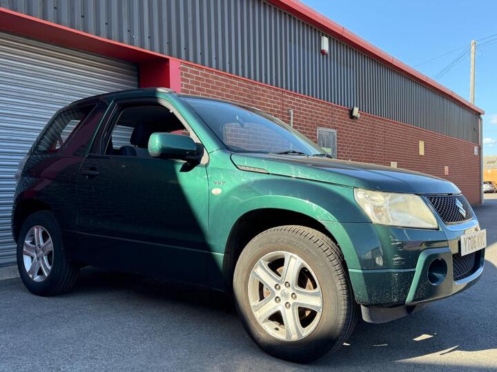Suzuki Grand Vitara 1.6 VVT + 4WD Euro 4 3dr Suzuki Grand Vitara 1.6 VVT + 4WD Euro 4 3dr