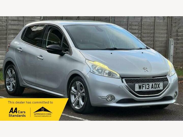 Peugeot 208 1.4 HDi Allure Euro 5 5dr