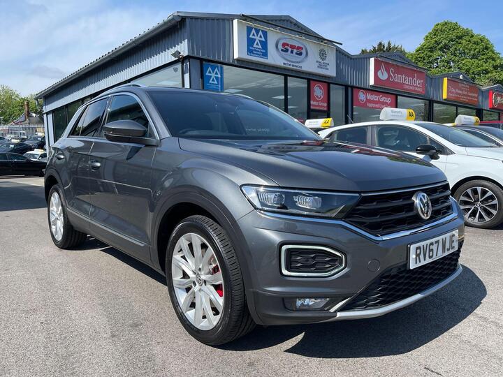 Volkswagen T-Roc 2.0 TSI SEL DSG 4Motion Euro 6 (s/s) 5dr Volkswagen T-Roc 2.0 TSI SEL DSG 4Motion Euro 6 (s/s) 5dr