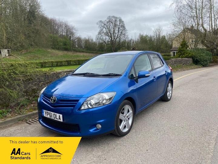 Toyota Auris 1.6 V-Matic SR Euro 5 5dr