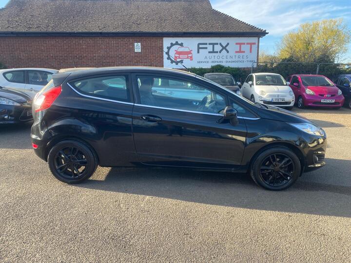 Ford Fiesta 1.25 Zetec Euro 6 3dr