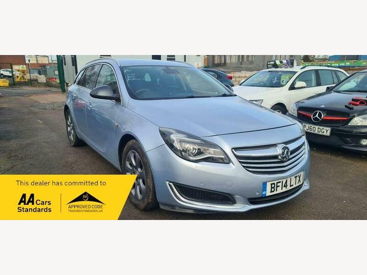 Vauxhall Insignia 2.0 CDTi Tech Line Sports Tourer Auto Euro 5 5dr Vauxhall Insignia 2.0 CDTi Tech Line Sports Tourer Auto Euro 5 5dr