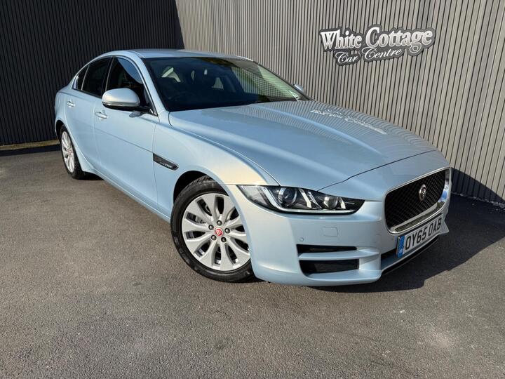 Jaguar XE 2.0d Portfolio Euro 6 (s/s) 4dr