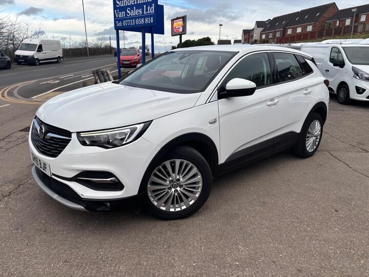 Vauxhall Grandland X 1.2 Turbo Tech Line Nav Euro 6 (s/s) 5dr