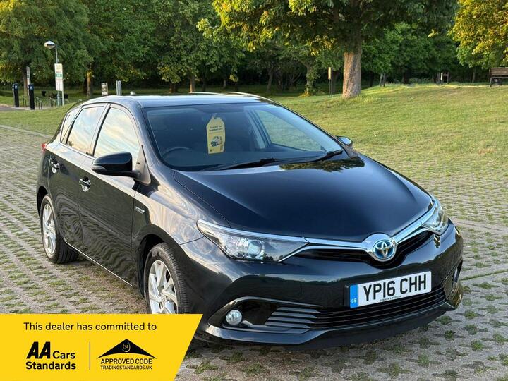 Toyota Auris 1.8 VVT-h Business Edition CVT Euro 6 (s/s) 5dr
