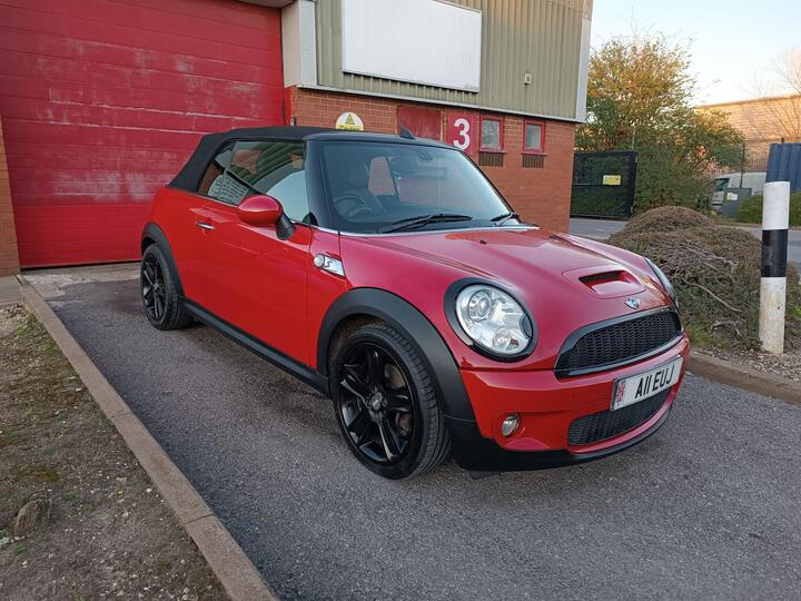 MINI Convertible 1.6 Cooper S Euro 4 2dr
