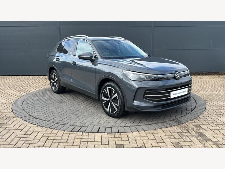 Volkswagen Tiguan 1.5 ETSI MHEV Elegance DSG Euro 6 (s/s) 5dr