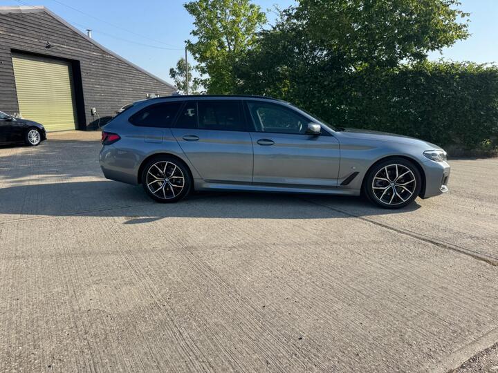 BMW 5 Series 2.0 520d MHT M Sport Touring Steptronic XDrive Euro 6 (s/s) 5dr