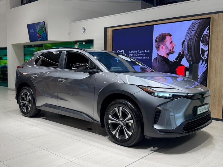 Toyota BZ4X 71.4kWh Motion Auto 5dr (11kW OBC) Toyota BZ4X 71.4kWh Motion Auto 5dr (11kW OBC)