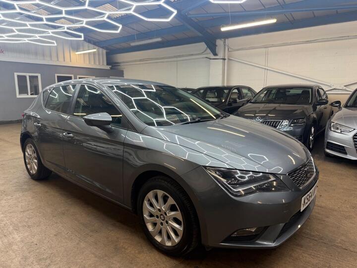 SEAT Leon 1.6 TDI CR SE DSG Euro 5 (s/s) 5dr