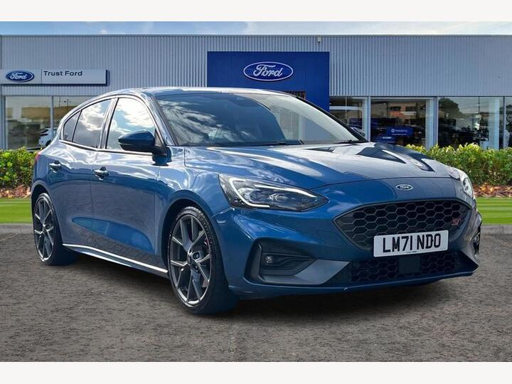 Ford FOCUS 2.3T EcoBoost ST Euro 6 (s/s) 5dr